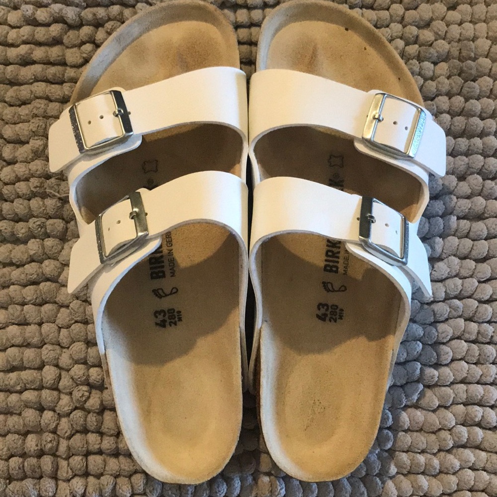 White leather Birkenstock’s